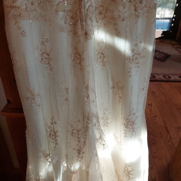 Casablanca Bridal Regal Romance Ivory beaded Sq neck mermaid Dress - Picture 16 of 17